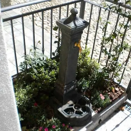 Ferienwohnung Il Nido Rezzonico Exterior foto